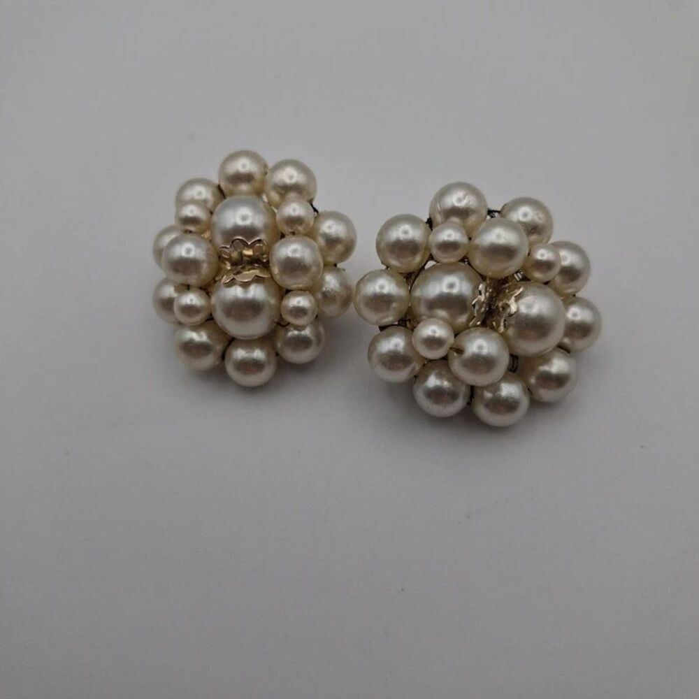 Vintage japan pearl cluster clipboard earrings